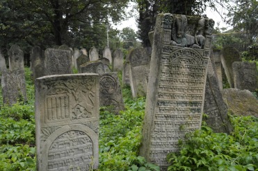 Vashkivtsi Jewish cemetery