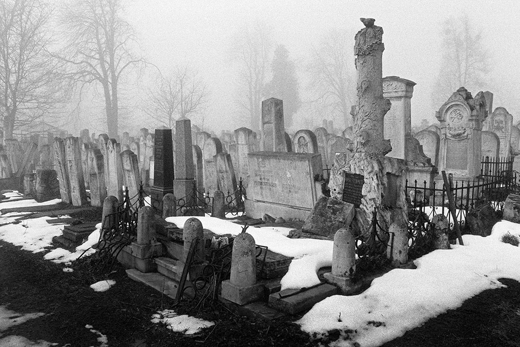 Chernivtsi (Czernowitz), Jewish Cemetery